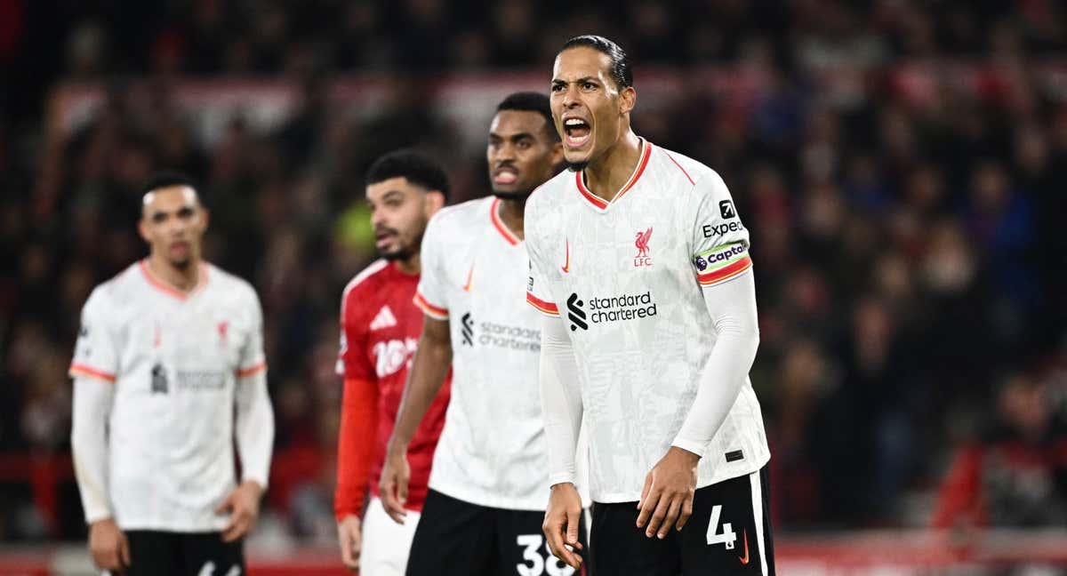 Van Dijk, en el partido contra el Forest./REUTERS