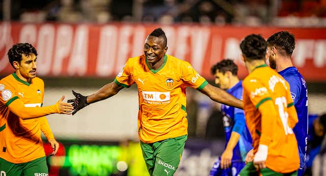 La Copa justifica la ‘criba’ de Corberán pero el Valencia ya está en cuartos