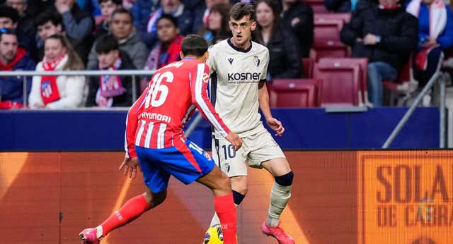 Aimar Oroz llega a San Mamés tras su primer culebrón, convertido en la llave de Vicente Moreno y orgullo rojillo
