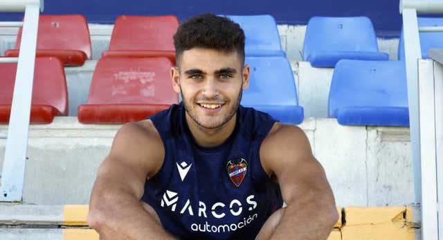 Andrés García ya tiene una oferta del Sporting de Portugal… pero espera la del Real Betis para decidir