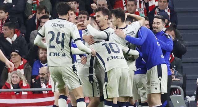 Osasuna lo vuelve a hacer y Budimir reina en la locura de San Mamés