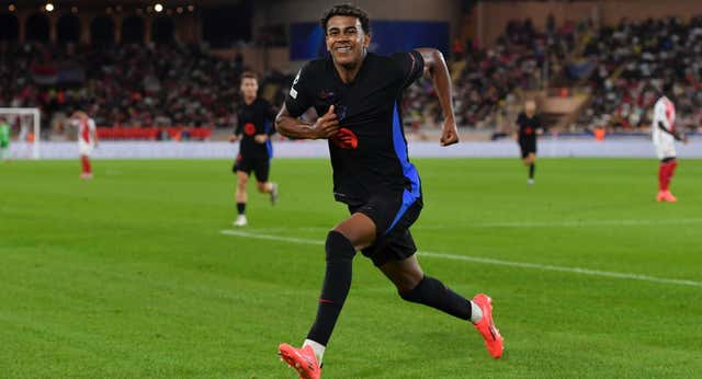 Pagan 32.024 euros por la camiseta de Lamine Yamal y el Barça recauda 91.500 euros para ayudar a las víctimas de Valencia