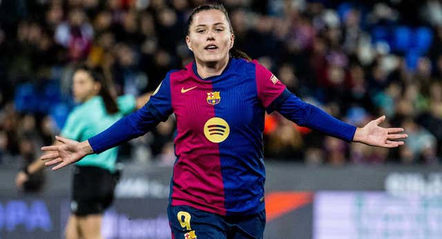 A Claudia Pina le encanta divertirse en Madrid y elimina al Atleti de la Supercopa