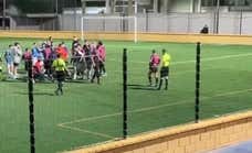 Tres años sin jugar al futbolista que agredió a un rival en Ceuta
