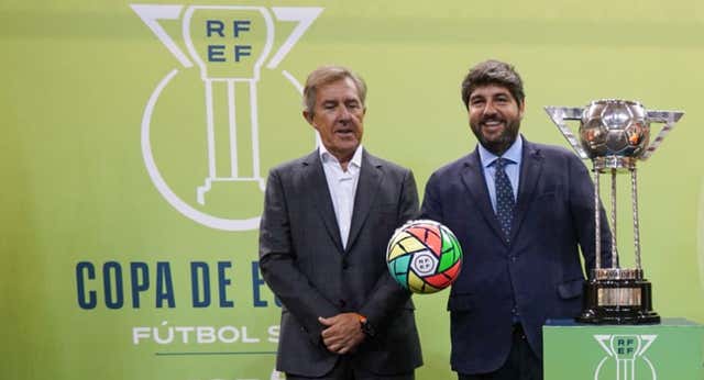 La Copa de España de Murcia: empeño político de Monje y un galimatías para los clubes