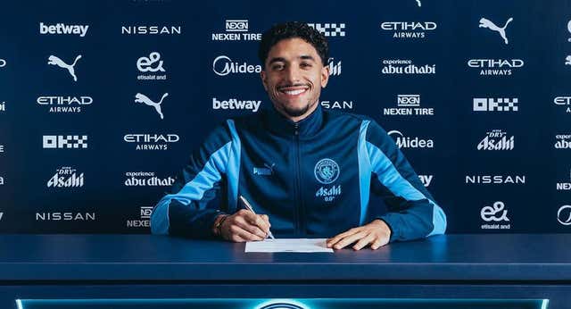 El Manchester City ficha a Marmoush por 70 millones