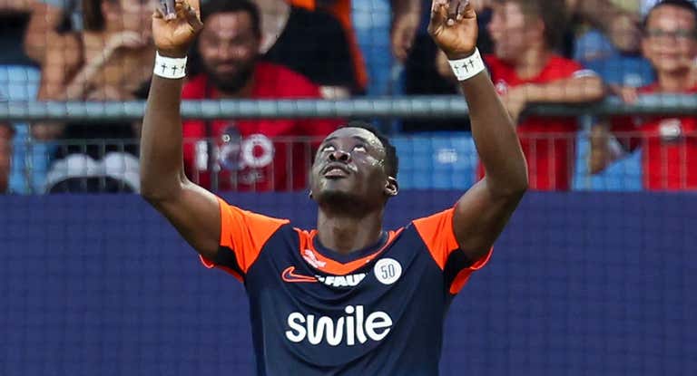 Akor Adams celebra un gol con el Montpellier.