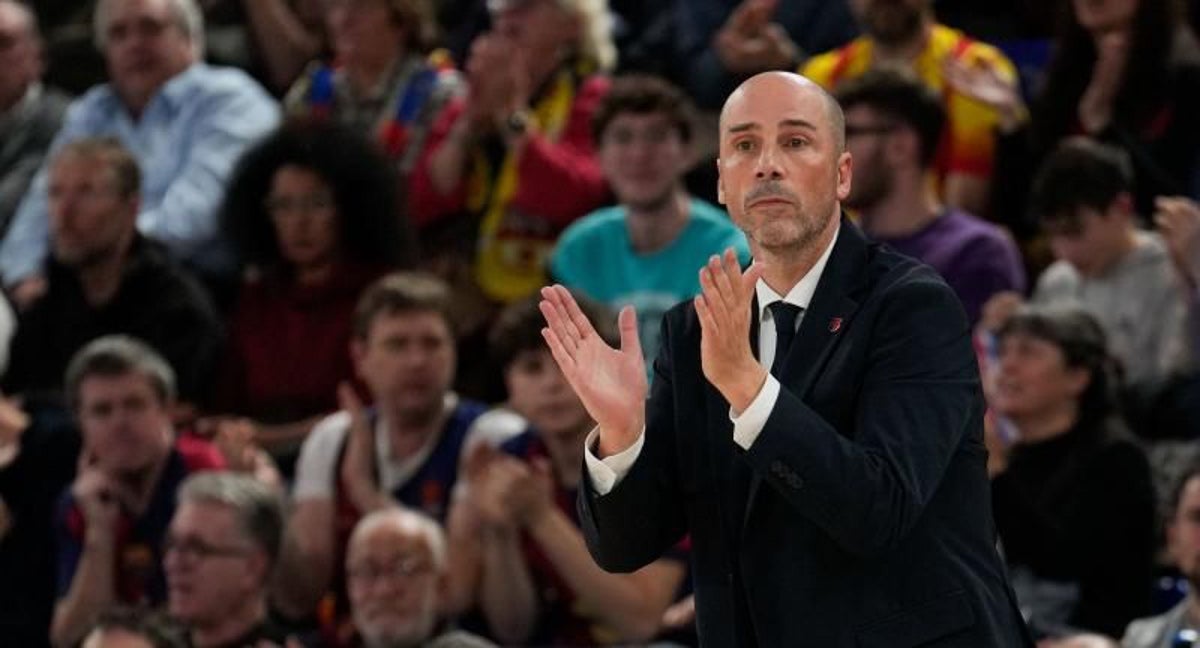 Joan Peñarroya en el partido de Euroliga contra el Anadolu Efes.