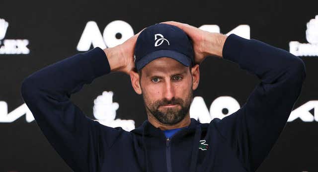 Djokovic deja en el aire su regreso al Open de Australia tras retirarse por lesión en semifinales: «¿Quién sabe?»