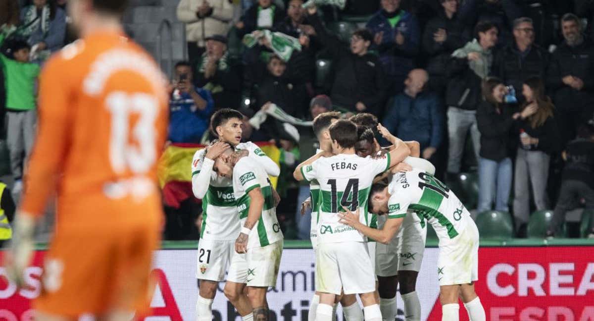 El Elche celebra su gol al Eibar./LALIGA