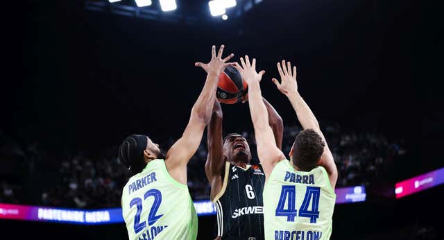 La defensa hace claudicar al Barça ante el ASVEL Villeurbanne