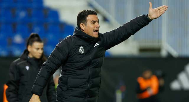 Las veces que Alberto Toril se salió del guion con un primer antecedente en el Castilla
