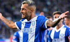 El Alavés se lleva un pellizco inesperado por el traspaso de Stoichkov al Granada