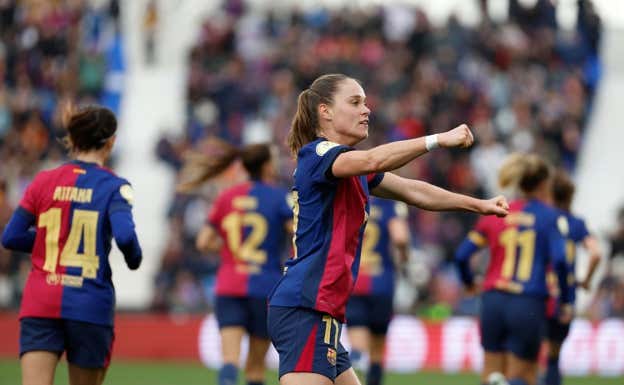 Ewa Pajor celebrando su gol ante el Real Madrid.  EFE