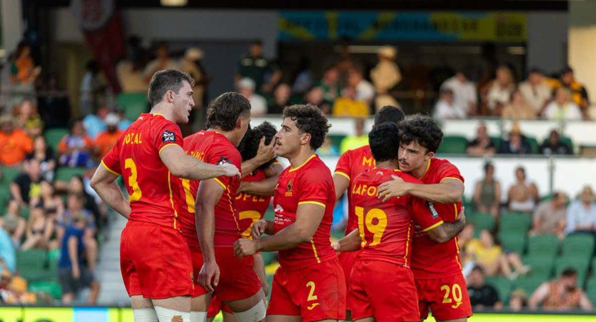 Los jugadores del seven español celebran el bronce./Federación Española de Rugby