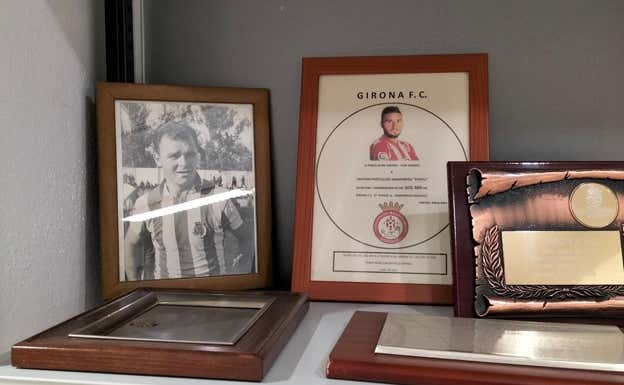 La foto de Kubala con la camiseta del Girona.  RELEVO