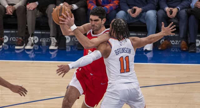 Los dobles dígitos de Santi Aldama no evitan la debacle de los Memphis Grizzlies en La Meca del basket
