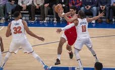Los dobles dígitos de Santi Aldama no evitan la debacle de los Memphis Grizzlies en La Meca del basket