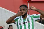 Bakambu quiere quedarse, pero el Betis busca a contrarreloj un '9'... si convence y se pone a tiro