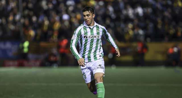 El Betis da luz verde a la cesión de Iker Losada que viajará en breve hacia Vigo para firmar su cesión