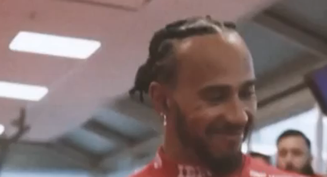 Hamilton ya luce sus nuevos colores por Barcelona