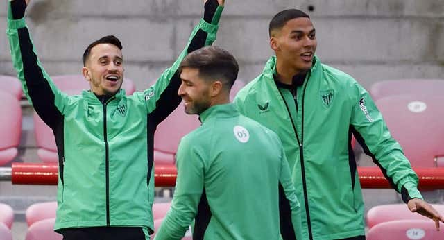 Sannadi ya viaja con el Athletic y podría debutar como rojiblanco