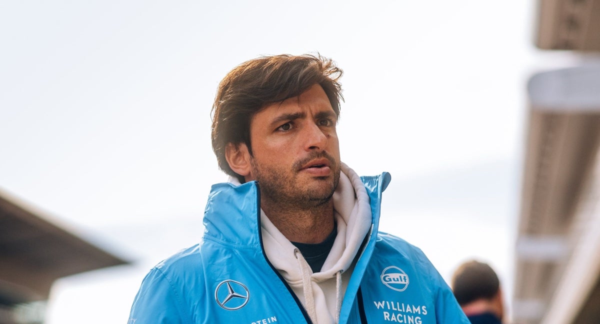 Carlos Sainz vestido de Williams en el test privado de Barcelona.