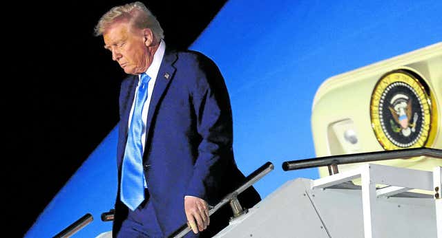 Donald Trump escala la tensión con Canadá y llega hasta la NBA: primera pitada de la historia al himno estadounidense en el partido de los Toronto Raptors