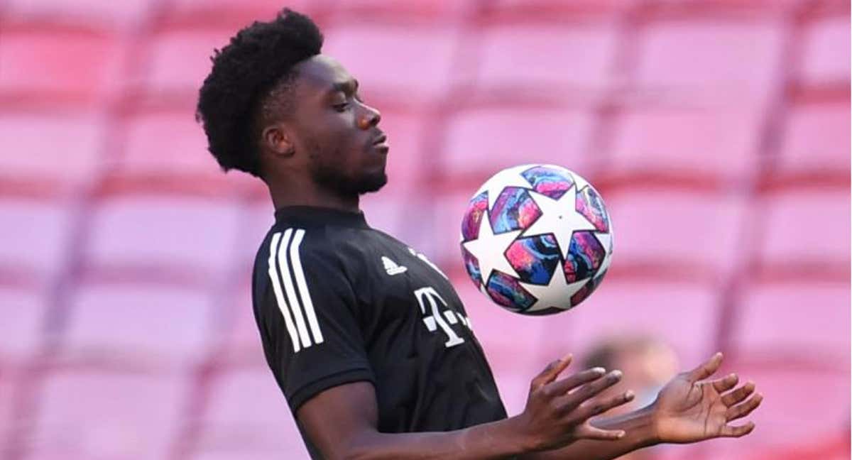 Alphonso Davies ha renovado con el Bayern de Múnich hasta 2030. /Reuters