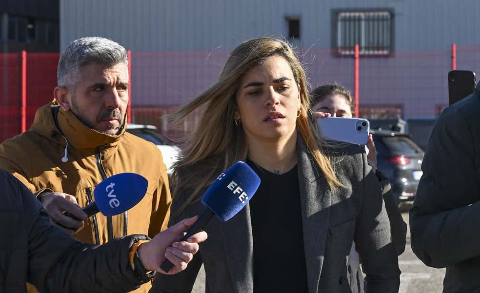 Misa relata el vuelo más duro en el que Jenni Hermoso se derrumbó: “Seguí a Vilda, intuía que iba a pasar algo”