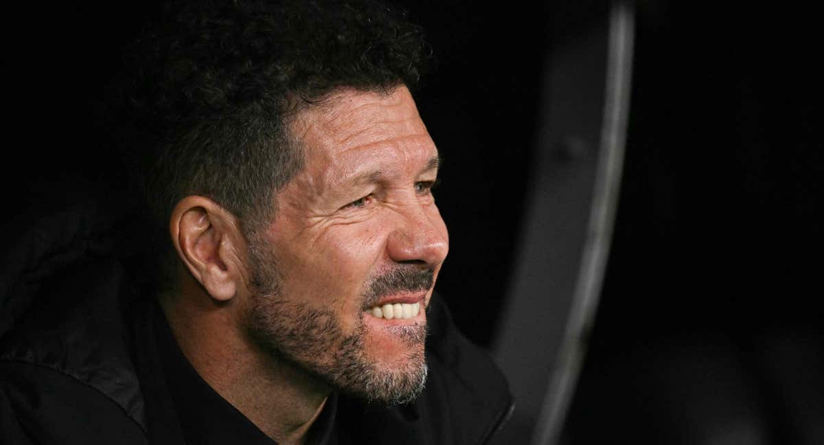 Simeone, durante el Real Madrid - Atlético de Madrid. /AFP