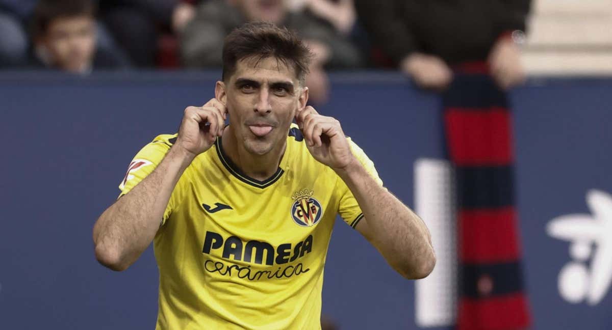 Gerard Moreno celebra un gol del Villarreal ante Osasuna./EFE/Jesús Diges