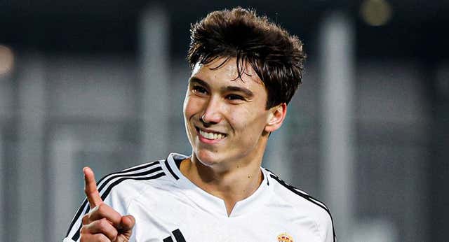 Gonzalo culmina su semana fantástica con un récord histórico que lleva al Castilla de Raúl a soñar con el ascenso