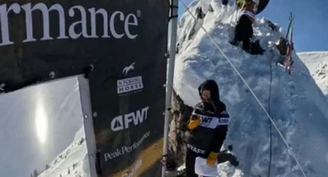 Vive en primera persona el descenso de Abel Moga en la tercera prueba del Freeride World Tour.
