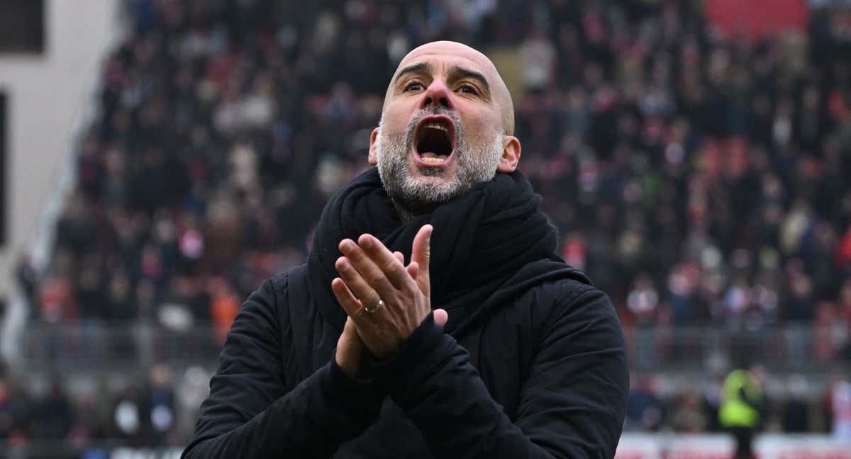 Pep Guardiola celebra la victoria en FA CUP en campo del Leyton Orient./AFP