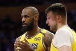 Luka Doncic se relame con LeBron James: recital del Rey en el estreno del ex del Madrid con los Lakers
