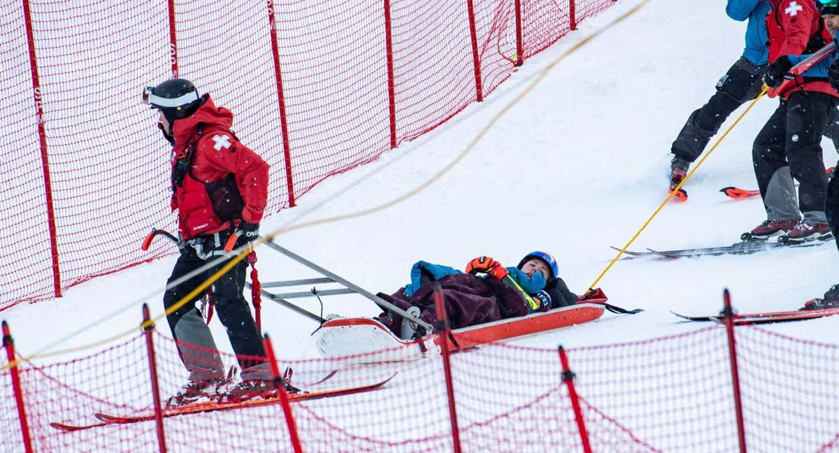 Momento de la caída de Mikaela Shiffrin en Killington el 30 de noviembre de 2024./AFP