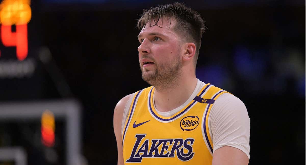 Luka Doncic durante un partido de la NBA con Los Ángeles Lakers./REUTERS