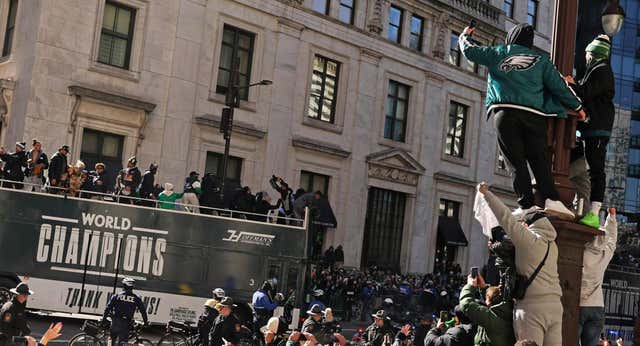 Tiroteo en el desfile de la victoria de los Philadelphia Eagles: dos mujeres heridas