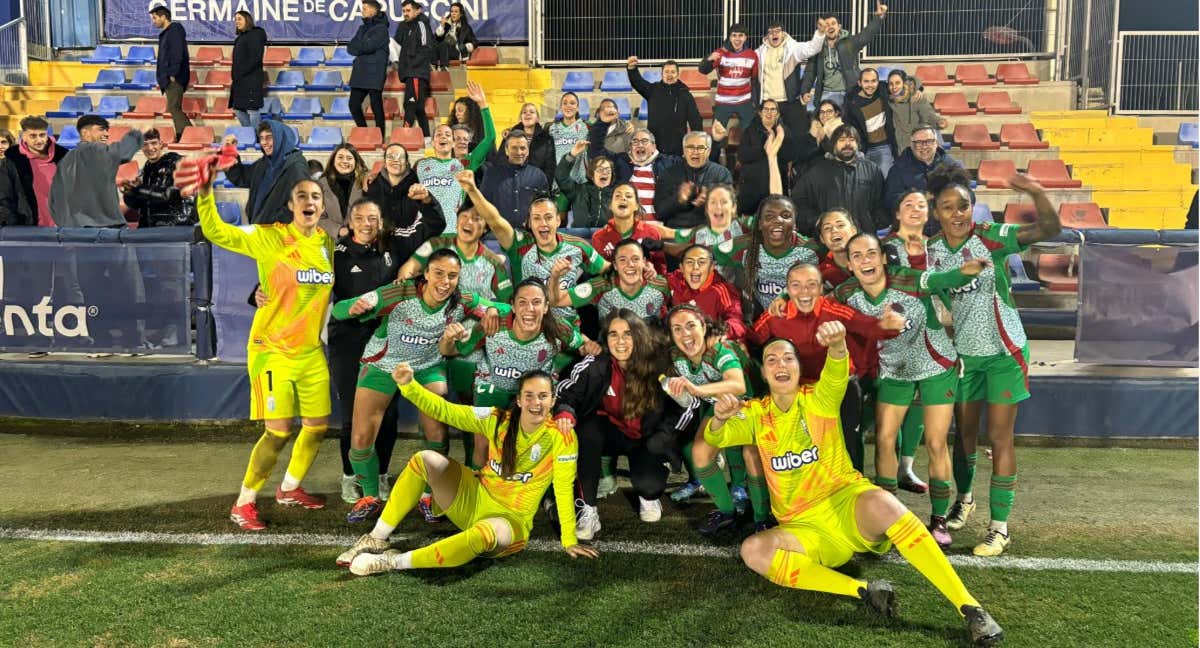 El Granada femenino celebrando el pase a las semifinales de la Copa. /GRANADA FEMENINO