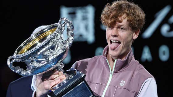 Jannik Sinner ha sido sancionado con tres meses de suspensión por su positivo. /David GRAY / AFP