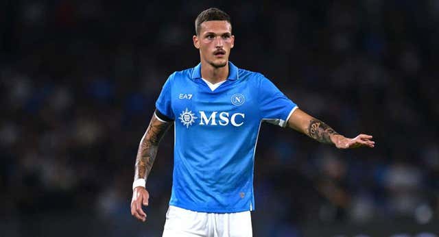 ¡Rafa Marín debuta en Serie A siete meses después!