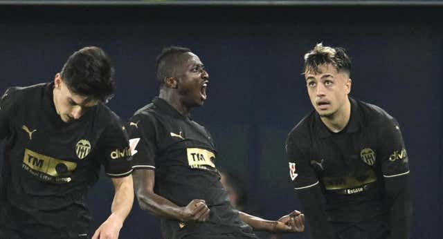 El Valencia por fin se acostumbra a sumar y el banquillo responde: segundo gol ¡en 24 jornadas!