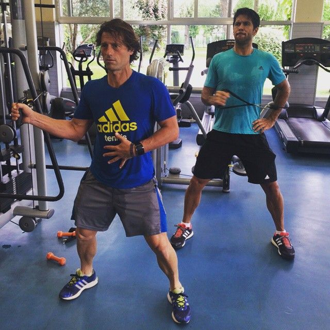 Vicente Calvo, entrenando junto a Fernando Verdasco.  Instagram/vicente_calvo