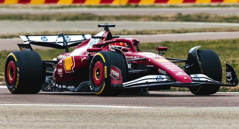 Charles Leclerc a bordo del Ferrari de 2025.