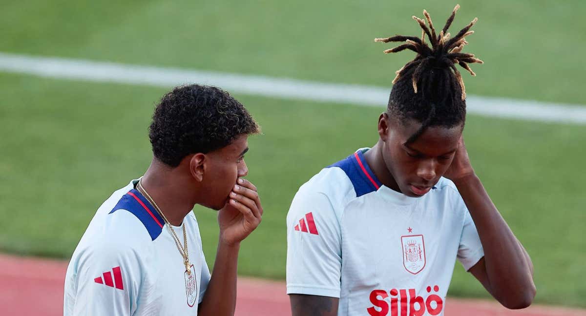 Lamine Yamal y Nico Williams, en un entrenamiento en Las Rozas. /GETTY