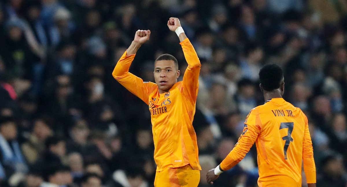 Kylian Mbappé celebra un gol con el Real Madrid en la Champions League./REUTERS