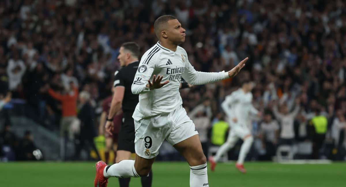 Mbappé celebra su gol en el Santiago Bernabéu contra el Manchester City./EFE