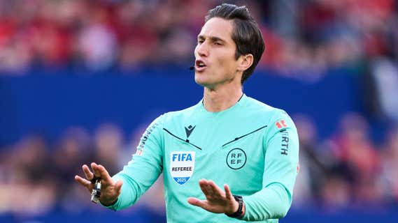 Munuera Montero pide tranquilidad en el último Osasuna-Real Madrid. /GETTY