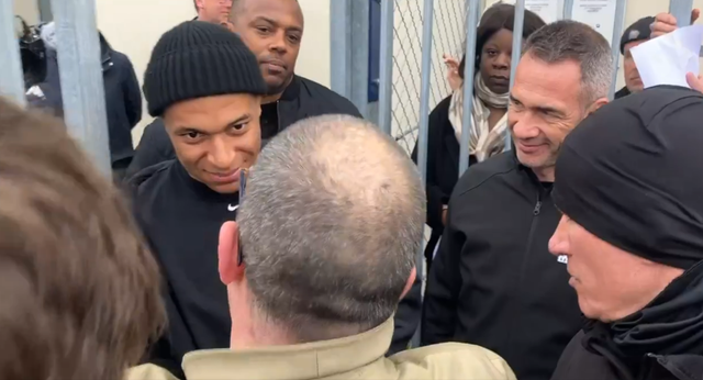 Kylian Mbappé da la cara como ‘presi’ en el momento más crítico de su equipo: “Quería estar aquí mucho antes”